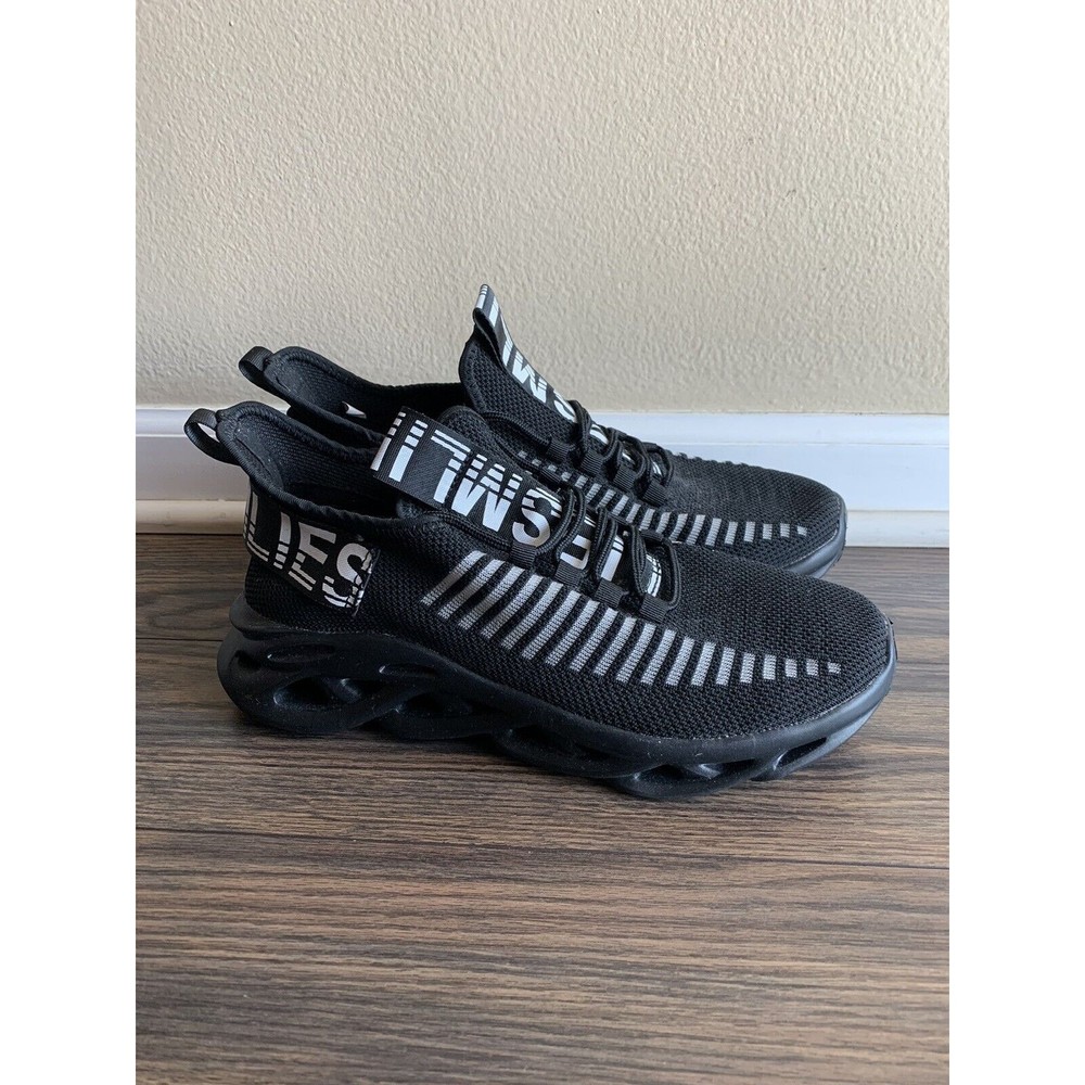 Liesmlies Men Light Sneaker Sz 44